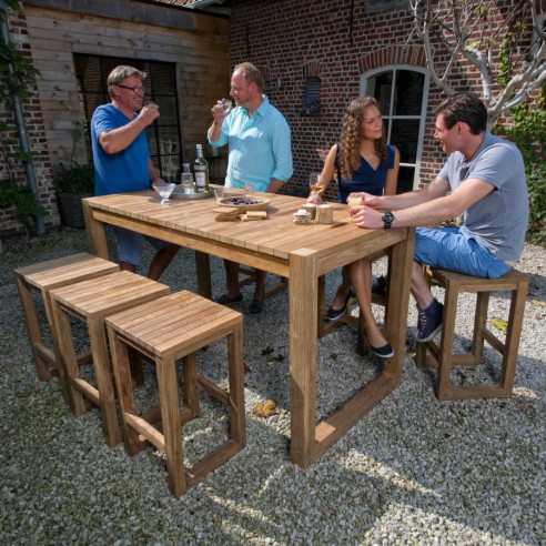Table haute en teck massif Table haute en teck massif