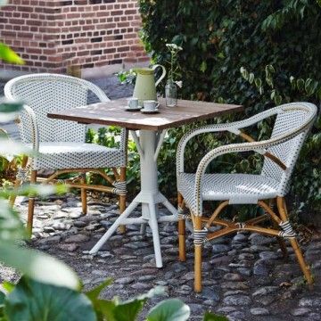 Fauteuil en rotin naturel, large et empilable, Madeleine