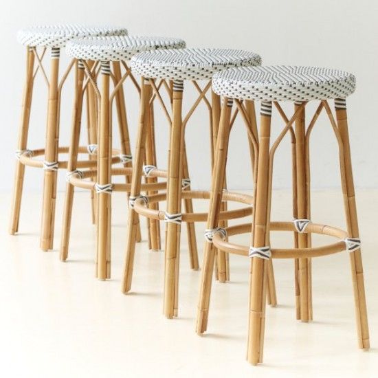 Tabouret de bar 78 cm en rotin naturel et résine tressée