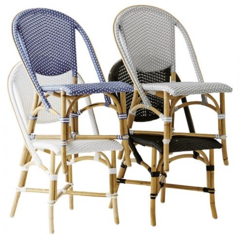 Chaise de jardin en rotin naturel et résine tressée empilable