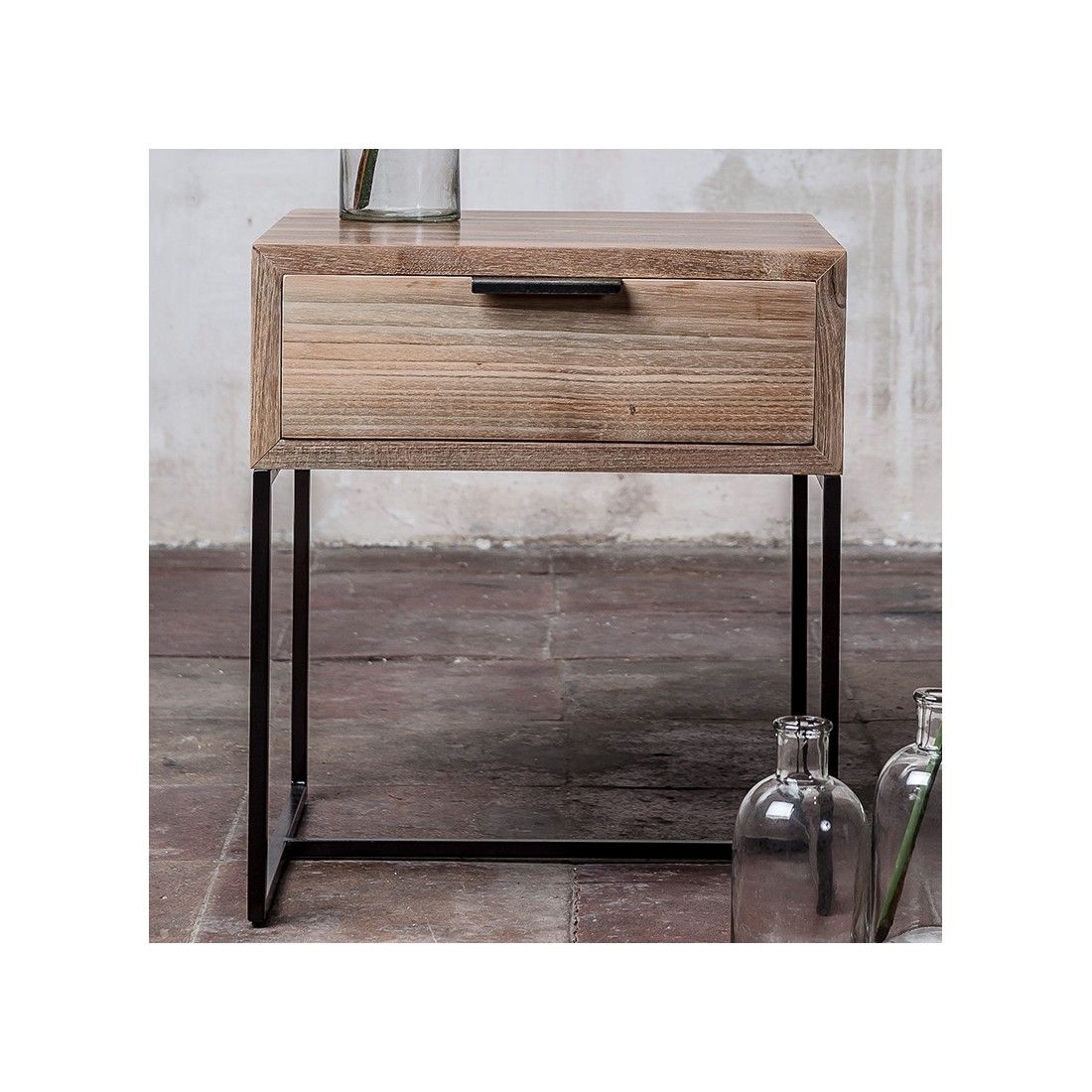 Petite table en métal et teck avec tiroir 40x40 cm