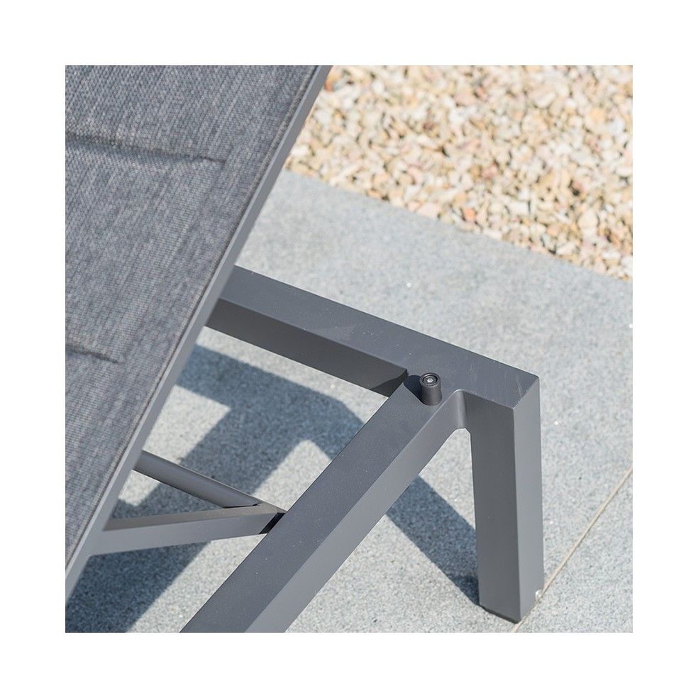 Lit bain de soleil design et réglable en textilène matelassé et alum 