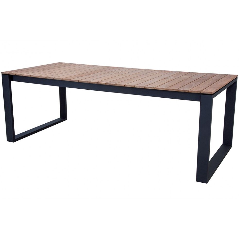 Table en teck 220 cm avec piètement en alu, Marcelo Table en teck 220 cm avec piètement en alu, Marcelo