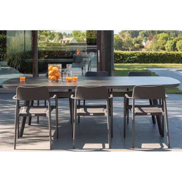 Large table de jardin design 260x120 cm avec un plateau en céramique blanche, Mali