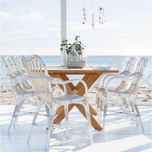 Table en teck pied croisé 160 cm