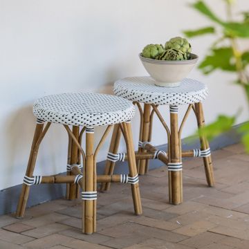 Tabouret en rotin naturel et résine tressée