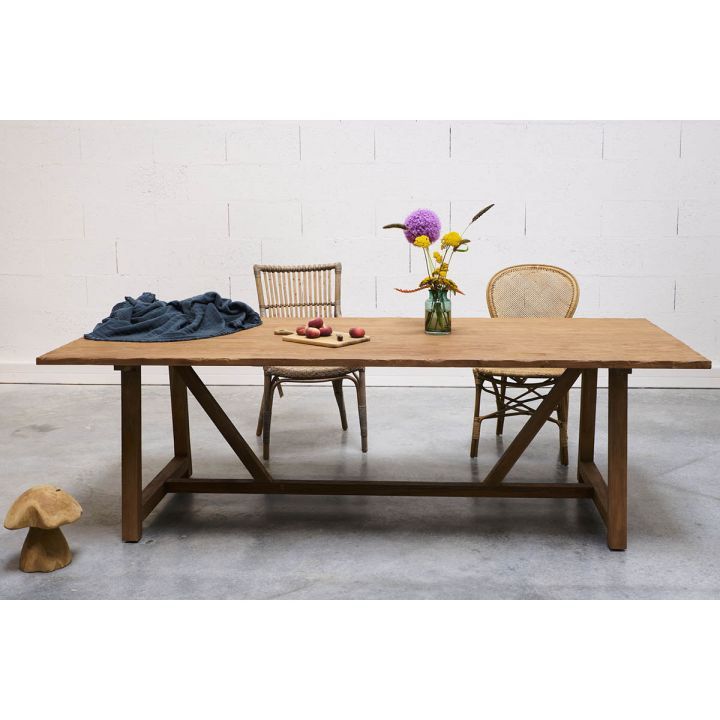 Table intérieure en teck