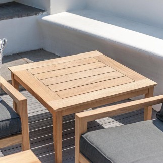 Fauteuil de salon de jardin en bois avec coussin noir, haut de gamme